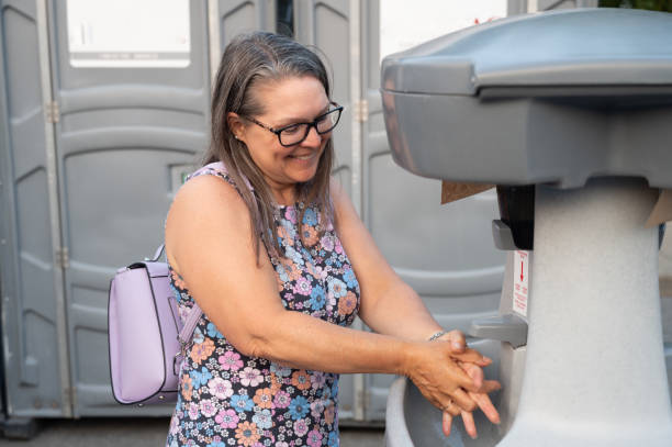 Best Porta potty delivery and setup  in Pleasant Ridge, MI